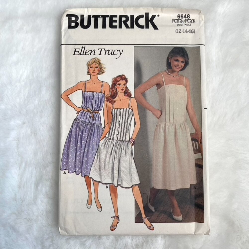 3 Butterick Sewing Patterns - Picture 6 of 7